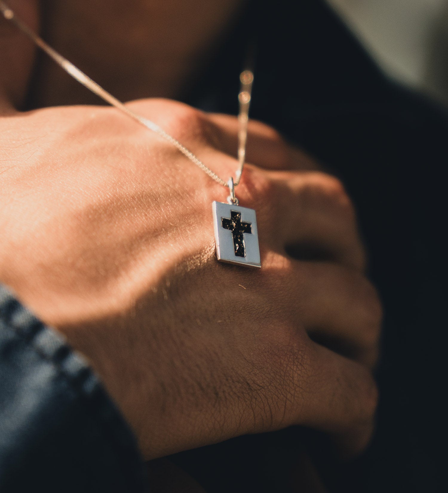 Colar Cruz Fragmento